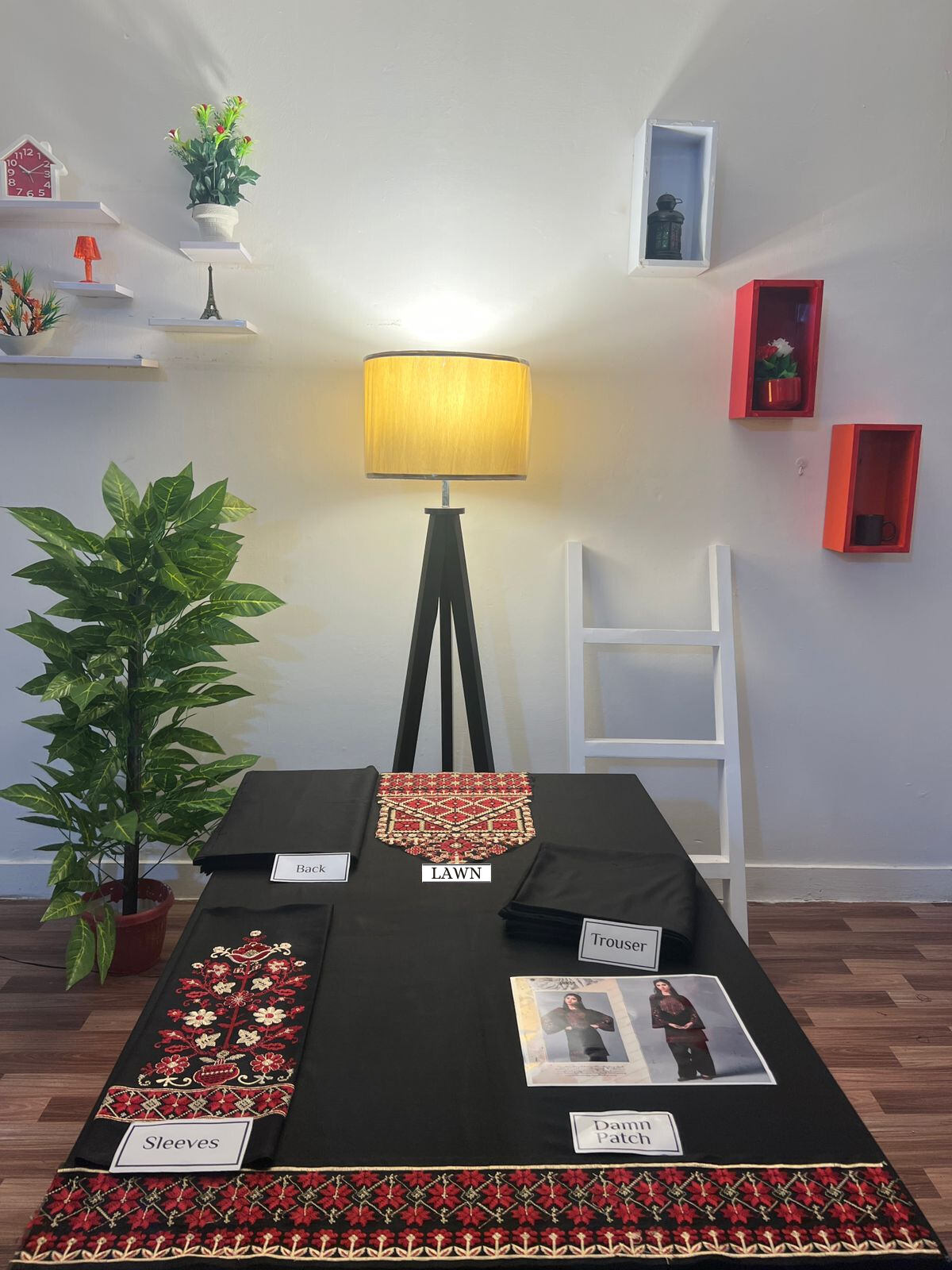 Lawn 2 PC Heavy Embroidered Suit With Embroidered Neck Patch - D907 - RAAJKOMARI