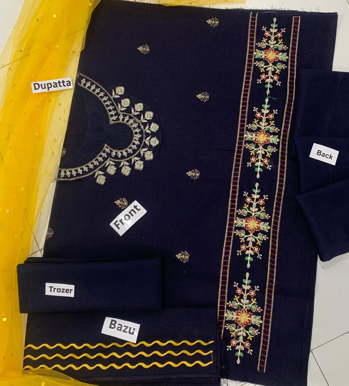 Kids 3PC Embroidered Lawn Dress With Net Dupatta - Unstitched - KD53